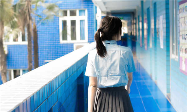 香洲如何找到一个可以帮助我生孩子的女人？