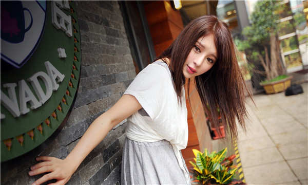 香洲想找一个女性生孩子给报酬-｛找个女人生孩子多少钱｝